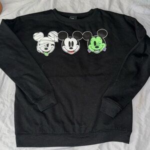 NWOT Disney Halloween glow in the dark sweater S💚🖤
